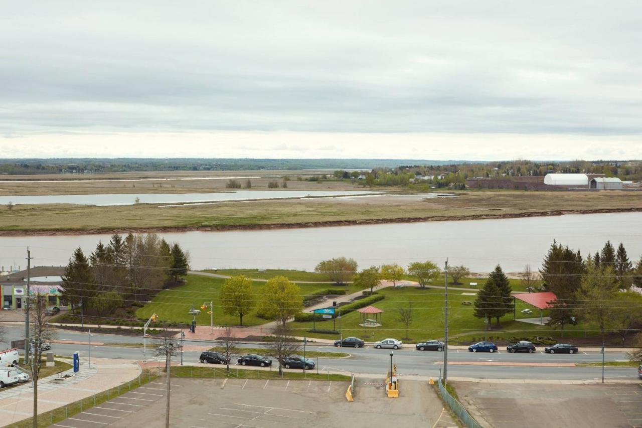 Delta Hotels By Marriott Beausejour Moncton Exterior photo